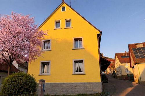 Foto - 2-Familienhaus mit Potential - 200.000,00&nbsp;EUR Kaufpreis, ca.&nbsp; 200,00&nbsp;m&sup2;