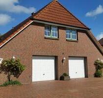 Große 3Z.Whg.1.Etg im 2Fhs.m.Terr.Garage &.Stpl. 26802.Moormerld. - Moormerland