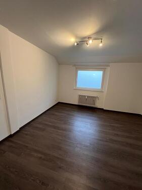 Foto - 1 Zimmer Dachgeschoßwohnung zur Miete in Rotenburg an der Fulda