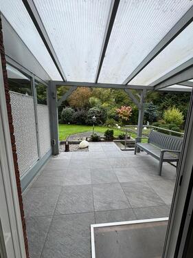 Foto - Erdgeschosswohnung mit Gartenmitbenutzung und Stellplatz