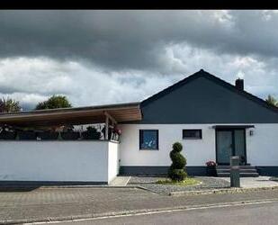Kernsanierter Bungalow mit Einliegerwohnung in Seligenstadt