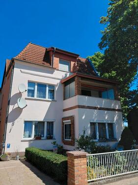 Foto - wohnung über zwei Etagen und Balkon. Dazu eine Auto Garage.
