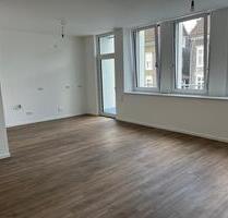 Wohnungen zu vermieten - 1.300,00&nbsp;EUR Kaltmiete, ca.&nbsp; 90,00&nbsp;m&sup2; in Wermelskirchen (PLZ: 42929)