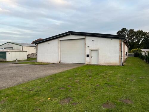 Foto - Halle zu vermieten - 1.100,00&nbsp;EUR Kaltmiete, ca.&nbsp; 280,00&nbsp;m&sup2;