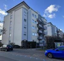 Charmante 2-Zimmer-Wohnung mit Balkon und Küche - Offenbach am Main Buchrain