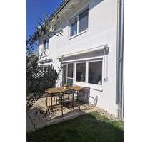 Moderne Doppelhaushälfte in ruhiger, zentraler Lage - Plüderhausen