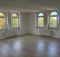 renovierte 3 - Raum - Dachgeschoss - Wohnung - Plauen
