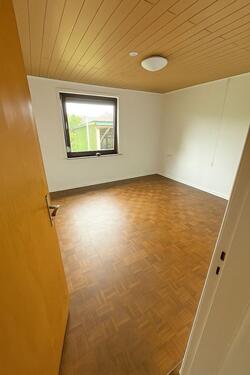 Foto - Einfamilienhaus zu vermieten - 1.100,00 EUR Kaltmiete,