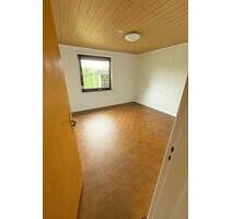 Einfamilienhaus zu vermieten - 1.100,00 EUR Kaltmiete, in Hemmoor (PLZ: 21745)