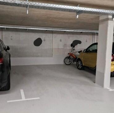 Foto - Tiefgaragenstellplatz zu vermieten