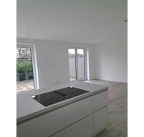 Neubau Doppelhaus Erstbezug ! - 2.600,00&nbsp;EUR Kaltmiete, ca.&nbsp; 119,00&nbsp;m&sup2; in Prisdorf (PLZ: 25497)