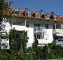 Von privat: Ruhige und helle 2-Zimmer-Wohnung in Puchheim-Bahnhof