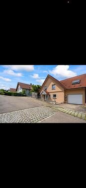Foto - Wohnung zum vermieten - 1.800,00&nbsp;EUR Kaltmiete, ca.&nbsp; 140,00&nbsp;m&sup2;