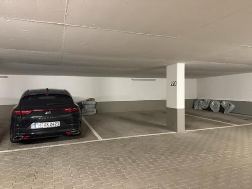 Foto - Stellplatz 220 - 100,00 EUR Miete,