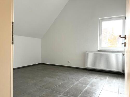 Foto - Erstbezug Kernsanierte Dachgeschoßwohnung 2ZKB in 55593 Rüdesheim