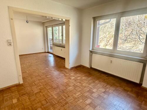 Foto - 67098 Jägerthal 3 Zi Kü., Bad 75m2 inklusive PKW Stellplatz