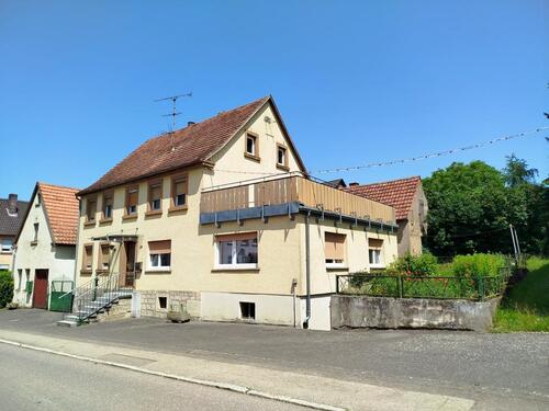 Foto - Wohnhaus mit Garten - 210.000,00 EUR Kaufpreis,