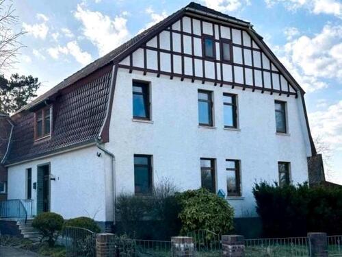 Foto - Wohnung mit Stall zu vermieten - 1.500,00&nbsp;EUR Kaltmiete, ca.&nbsp; 106,00&nbsp;m&sup2;