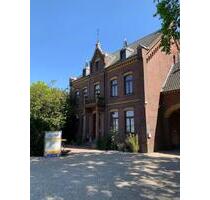 Schicke BüroPraxisfläche auf Gutshof 1. OG. Stuck - Krefeld Benrad