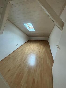 Foto - Dachgeschoßwohnung in Wörth am Rhein zur Miete