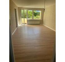 4 Zimmer Erdgeschosswohnung m. Küche + Balkon in St. Ingbert Süd - Sankt Ingbert