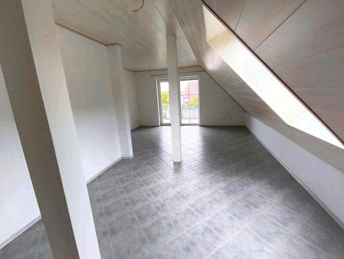 Foto - Helle 3 Zimmer Wohnung - 1.000,00&nbsp;EUR Kaltmiete, ca.&nbsp; 80,00&nbsp;m&sup2;