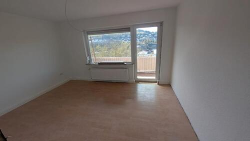 Foto - Helle 3-Zimmer-Wohnung im 1. OG mit Balkon in Meschede