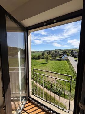 Foto - Helle 1 Zimmer DG-Wohnung mit Blick ins Grüne in Mülheim-Mintard