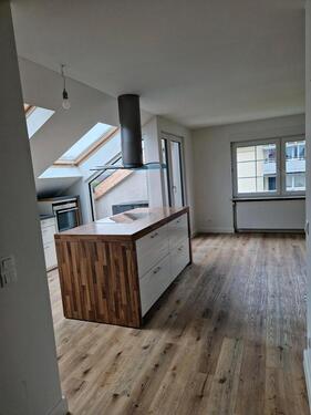 Foto - 3 Zi Wohnung - 1.350,00&nbsp;EUR Kaltmiete, ca.&nbsp; 88,00&nbsp;m&sup2;