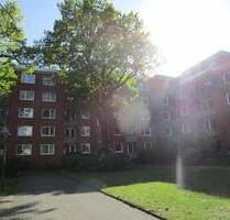 Großzügige 4-Zimmer-Wohnung mit 2 Balkonen - Hamburg Wandsbek