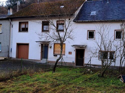 Foto - 8 Zimmer Reihenhaus zum Kaufen in Singhofen