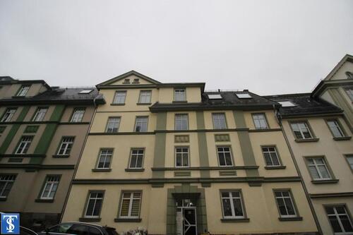 Foto - TOP !! 2 Zimmer Wohnung in verkehrsgünstiger Lage mit Einbauküche ab dem 1.12.2025 frei
