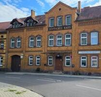 Haus - Pension - Gaststätte - 2 Wohnungen - Zimmer - Sangerhausen