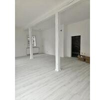 Moderner Gewerberaum mit großzügiger Fensterfront – flexibel erweiterbar auf insgesamt bis zu 96 m²! - Gartow