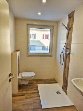 Foto - Tolle 2-Raum-Wohnung mit Mansarde (Erstbezug nach Vollmod.)