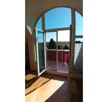 Dachgeschoss Wohnung - 700,00 EUR Kaltmiete, in Reinsdorf (PLZ: 08141)