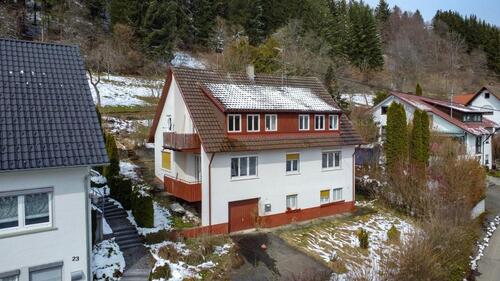 Foto - Zweifamilienhaus mit Keller & Garten