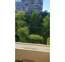 2 Zimmer Wohnung in der Beliebten Anlage zu vermieten! - Augsburg Lechhausen