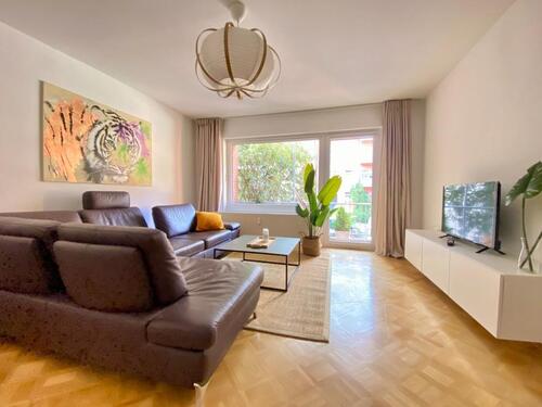 Foto - Zentrale, ruhige 2-Zimmer-Wohnung, voll möbliert inkl. Stellplatz