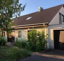 Einfamilienhaus hell, freundlich, großzügig - mit schönem Garten - Herrenberg