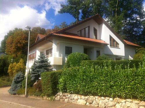 Foto - Große 1,5 Zi. Wohnung EG - möbliert Küche NEU in bester Wohnlage.