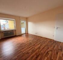 2 Zimmer Wohnung, zentral gelegen, oberstes Stockwerk - Speyer
