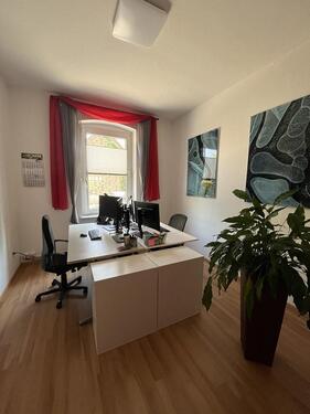 Foto - Büroraum - All-in-Miete - 250,00 EUR Kaltmiete, ca.  16,00 m²