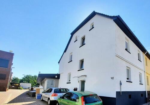 Foto - Renovierte 3 Zimmer Wohnung mit Küche und neuem Badezimmer