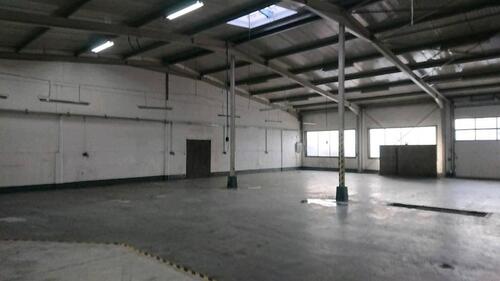 Foto - Lagerhalle Halle - 2.760,00&nbsp;EUR Kaltmiete, ca.&nbsp; 4,40&nbsp;m&sup2;