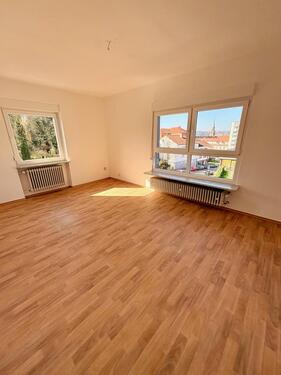Foto - 3 ZKB in ruhiger Lage - 720,00&nbsp;EUR Kaltmiete, ca.&nbsp; 90,00&nbsp;m&sup2;