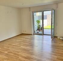 Vermiete 2-Zimmer-EG-Wohnung - 630,00 EUR Kaltmiete, in Wallersdorf (PLZ: 94522)