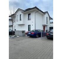 2-Zimmer-Souterrain-Wohnung in Rüsselsheim-Königstädten - Rüsselsheim am Main