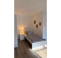 Sanierte & möblierte 40 m² Souterrain-Wohnung in Schenefeld