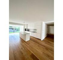 Traumhafte 4 Zimmer Erdgeschosswohnung mit Garten & Wintergarten - Düsseldorf Stadtbezirk 5